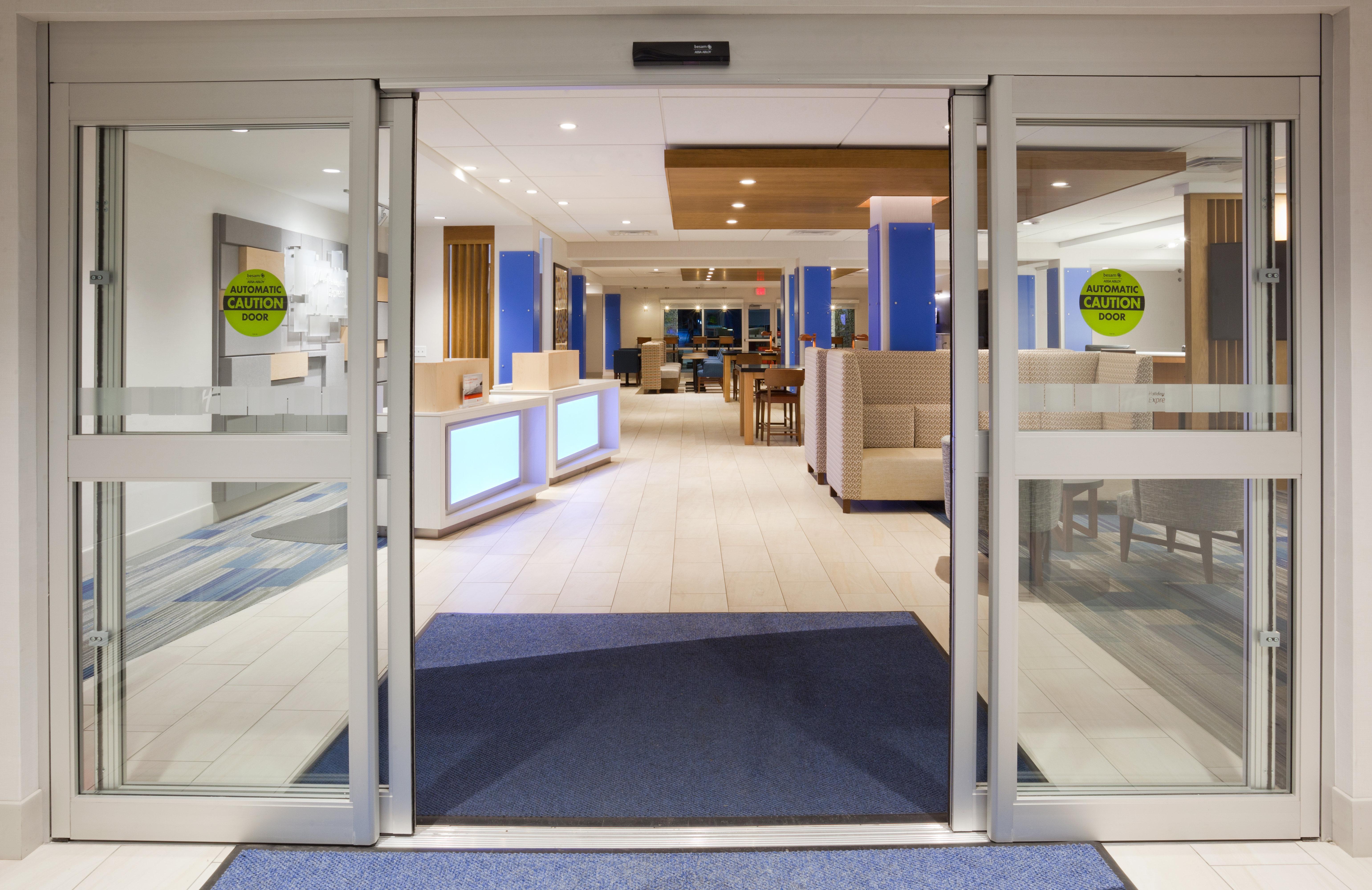 Holiday Inn Express And Suites Des Moines Downtown By Ihg Extérieur photo