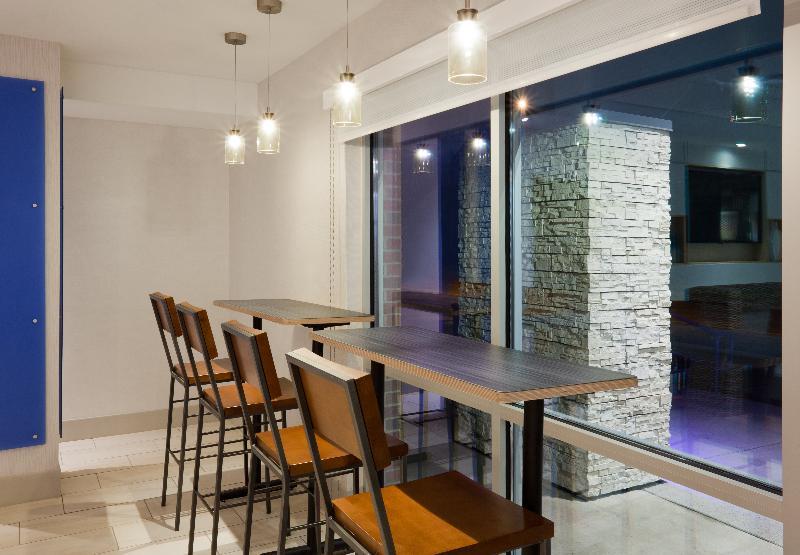Holiday Inn Express And Suites Des Moines Downtown By Ihg Extérieur photo