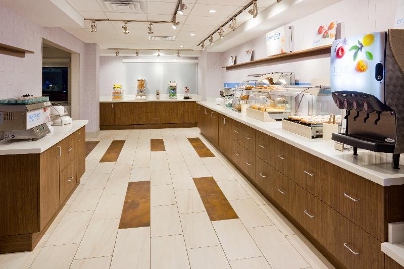 Holiday Inn Express And Suites Des Moines Downtown By Ihg Extérieur photo